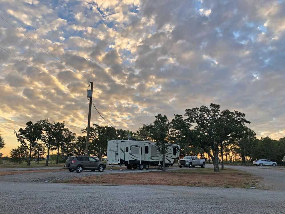 Wandering Oaks RV Park - Eastland, TX