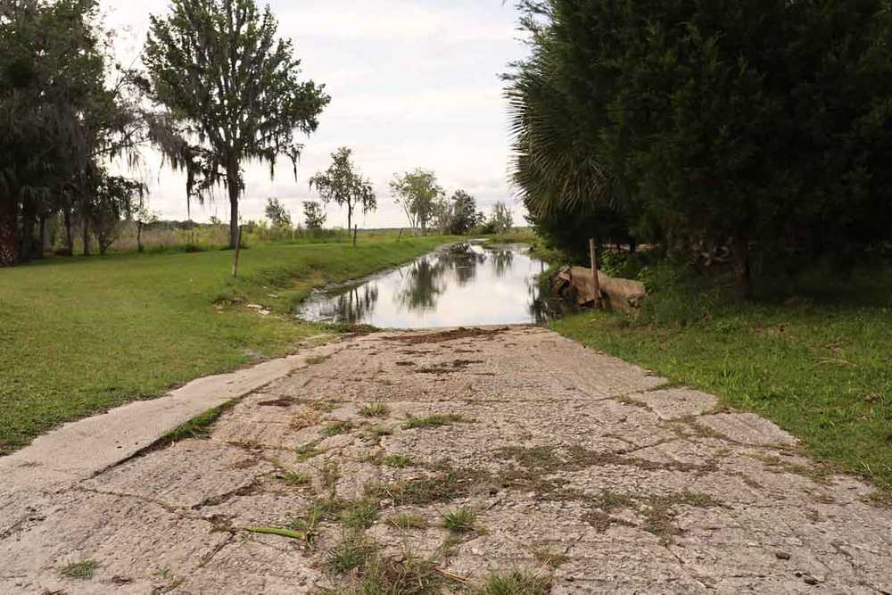 Old Florida RV Resort, Citra, Florida - Photo 2
