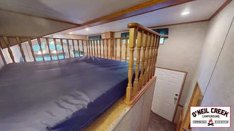 The Polliwog Bungalow — image 2 of 6