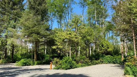 Spruce Grove Site — image 2 of 8