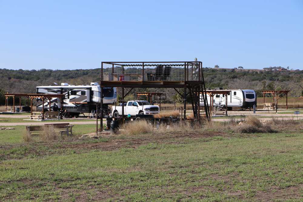 Limestone Charm RV Park - Photo 4