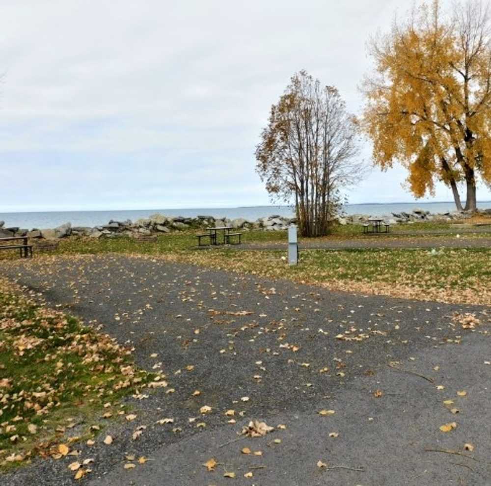 Premium Lakefront Sunset Full Hookup RV Site