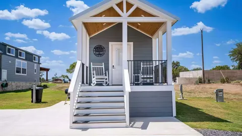 Tiny Home 76 - Villa Vista — image 1 of 46