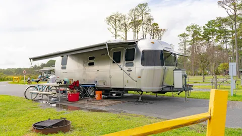 Premium Full Hookup Pull-Thru RV Site — image 6 of 6
