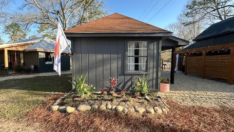 Kallie's Cabin — image 11 of 11