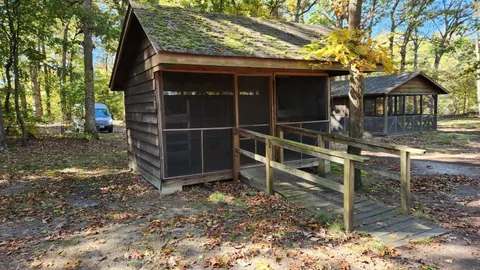 Overnight Hideway — image 2 of 6