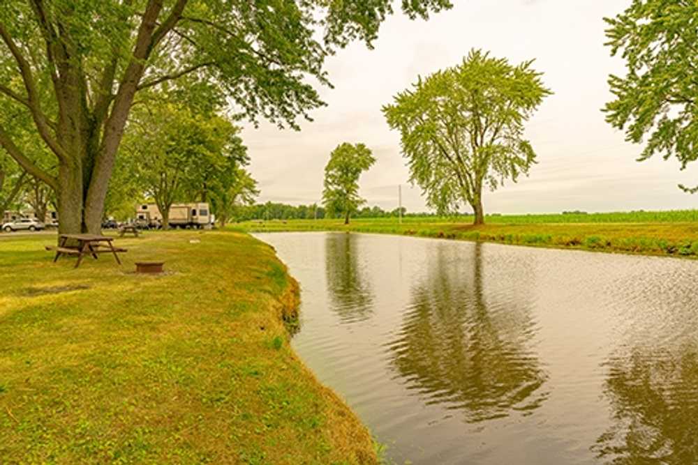 Deluxe Waterfront Water & Electric 30amp RV Site