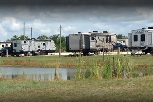 Bastrop Bayou RV Park – photo 5