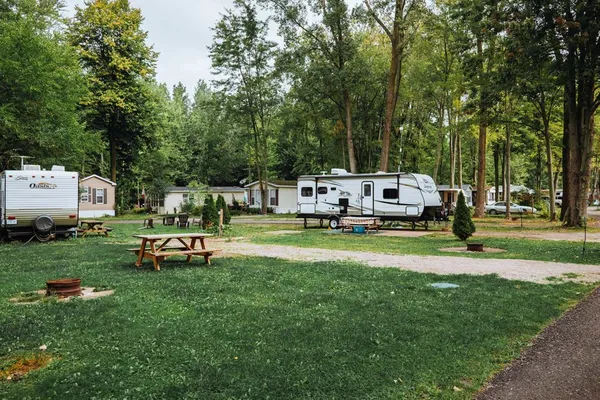 Bloom Resorts Ipperwash – photo 1