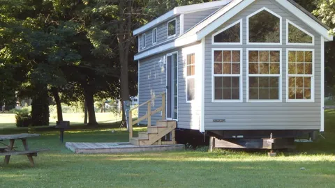 Cindy Bear™ Cottage — image 1 of 3
