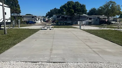 Full Hookup Back-In RV Site — image 1 of 4