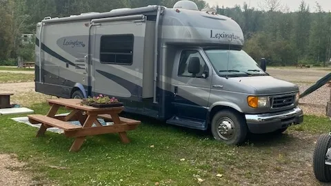 Pull Through RV Stall — image 2 of 2
