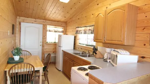 North Lakefront Cabin 3- 2bedrooms — image 6 of 6