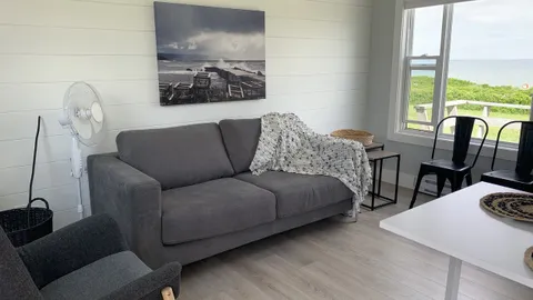 Executive Ocean View Cottage - 1 Bedroom (1 Double bed / 1 Single bed) — image 1 of 5