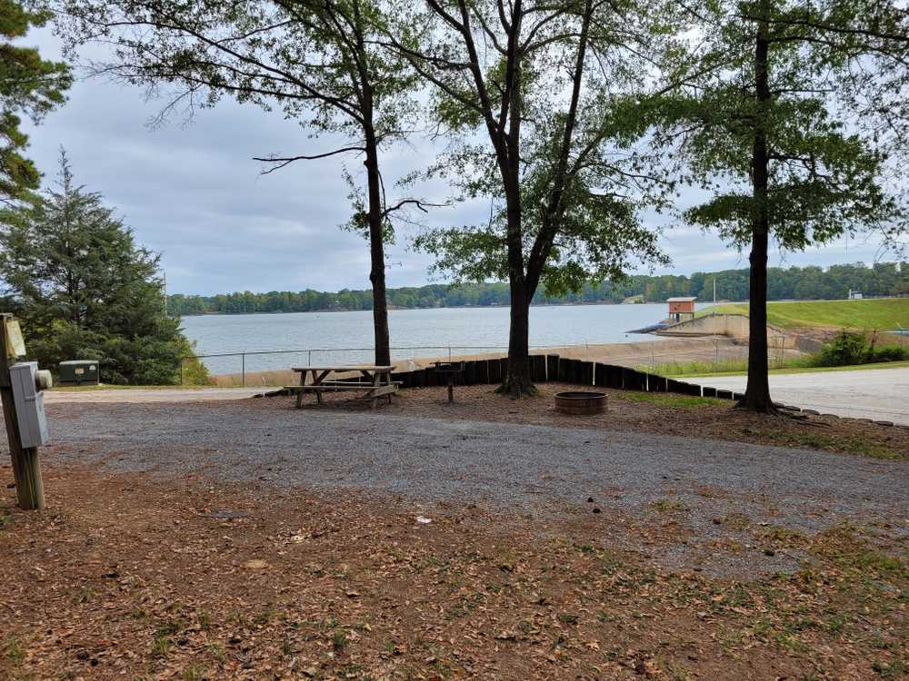 Moss Lake Campground, Shelby, North Carolina - Photo 2