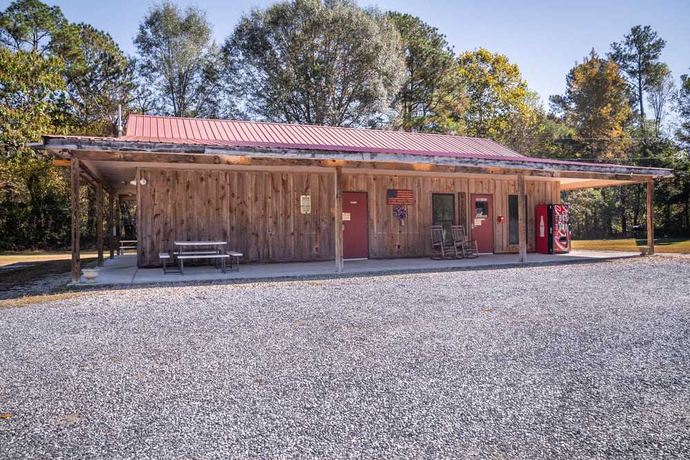 Scenic Drive RV Park and Campground, Anniston, Alabama - Photo 2