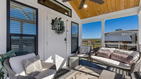 Tiny Home 88 - TXFirefly88 — image 1 of 28