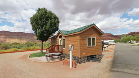 Premium Cottage Rental 2 Bedroom — image 11 of 11