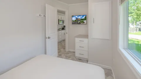 Deluxe Cottage — image 12 of 12
