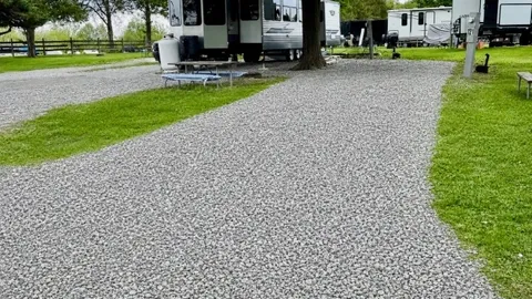 30/50 Amp Standard RV Site Gravel — image 12 of 12