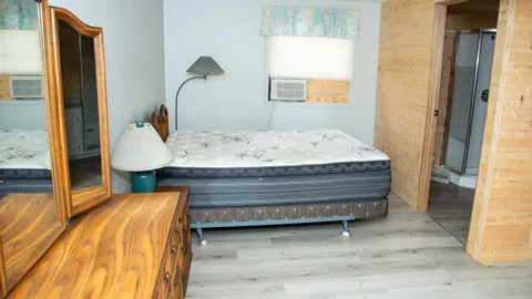 Cabin A — image 2 of 7