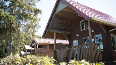 Oceanfront One Bedroom Cottage with Loft — image 7 of 7