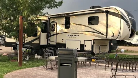 South Park Full Hookup Pull-Thru Deluxe Patio — image 1 of 2