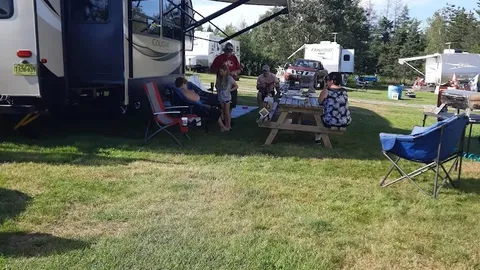 30 AMP Pull-Through RV Site — image 1 of 2