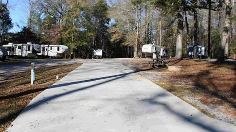 Concrete Pull-Thru 30/50 AMP RV Site — image 2 of 2