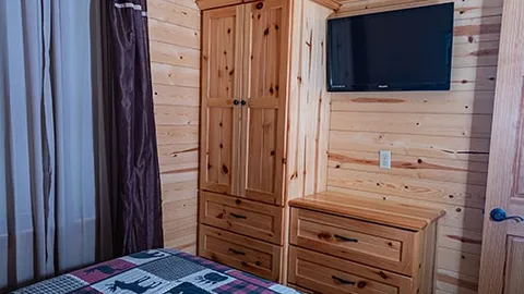 2 Bedroom Deluxe Cabin - Light Cahill — image 2 of 7