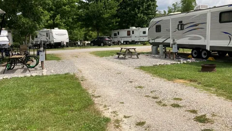 Pull-Through 30/50 Amp Full Hookup RV Site — image 1 of 4