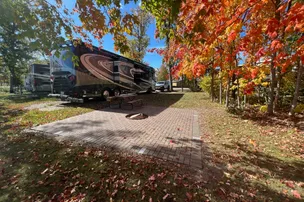 Royal Oaks RV Park – photo 2