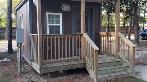 Boo Boo Cabin 2 — image 1 of 6