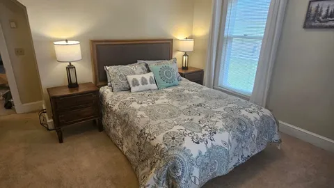 Farmhouse — image 10 of 10