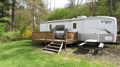 RENTAL CAMPER 78 — image 1 of 5