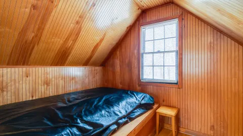 Mountain View Cabin for 6 — image 6 of 6