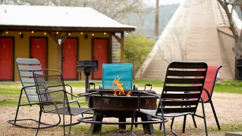 Tipi — image 2 of 9