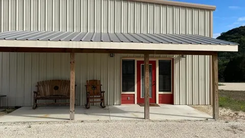 Cabin 3 — image 1 of 2