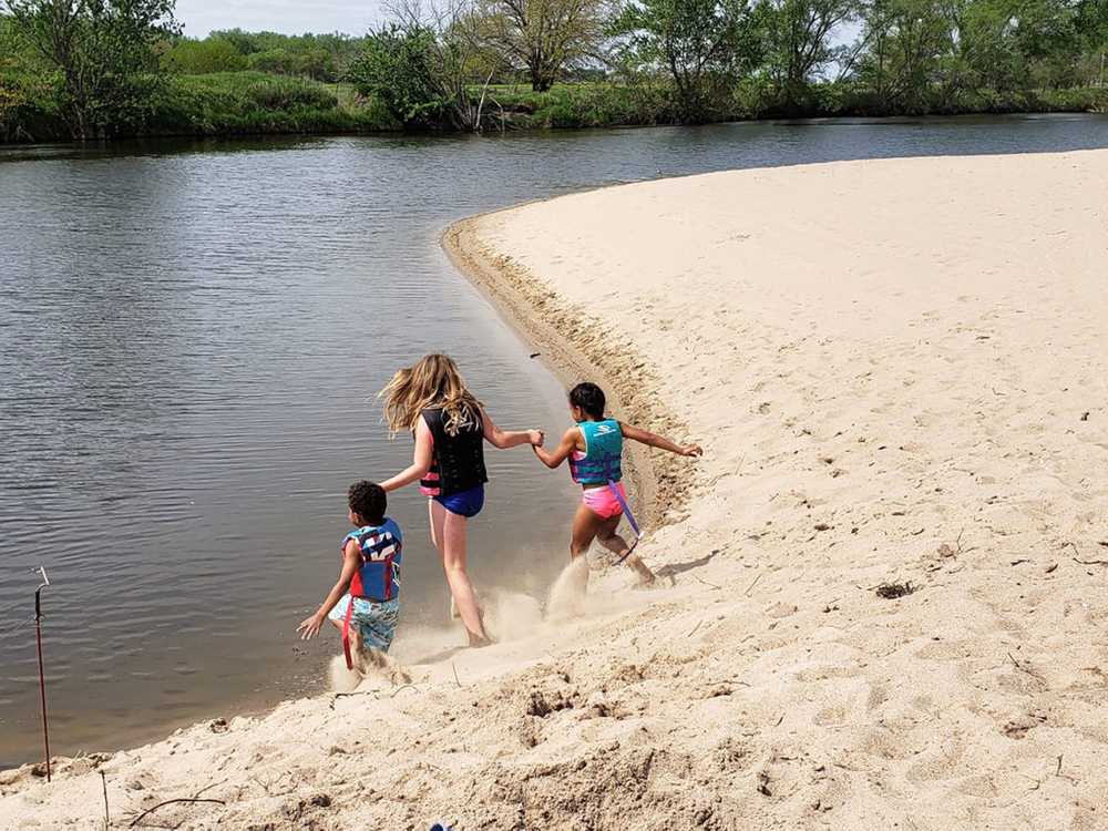 Fisher's Cove RV Park, Silver Creek, Nebraska - Photo 3