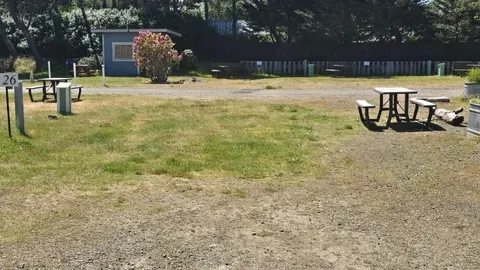 Pull-through Full Hookup RV Site — image 1 of 1