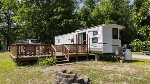 Rental RV — image 1 of 10