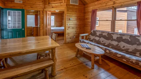 Deluxe Cabin — image 2 of 9