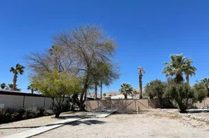 Desert View Mobile Home Club – photo 2