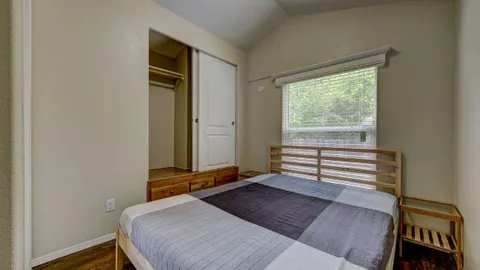 Cottage (7 max) — image 2 of 10