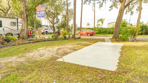 Standard Full Hookup RV Site — image 2 of 2