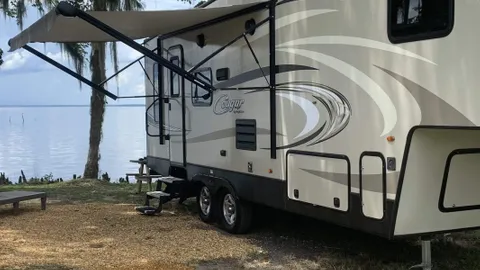 30/50 Amp Full Hookup Lakefront RV Sites — image 18 of 18