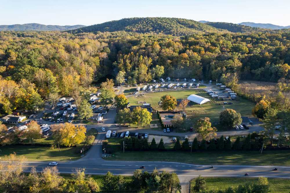 Misty Mountain Camp Resort, Greenwood, Virginia - Photo 2