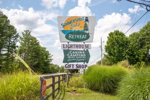 Summerville Lake Retreat & Lighthouse – photo 3