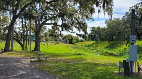 Island Camping — image 2 of 4