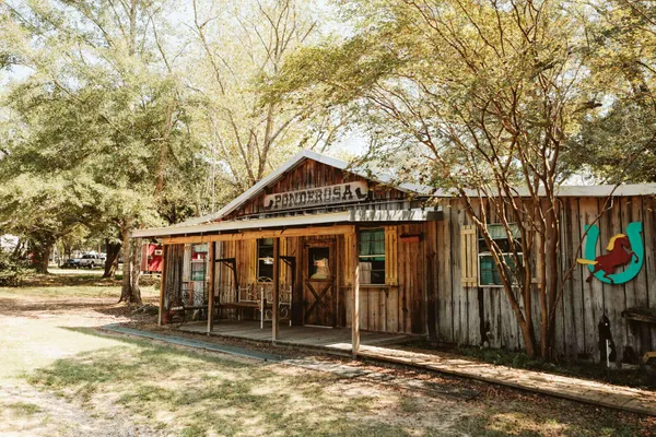 Sweetwater Campground, Ranch & Riding Stables, Loranger, Louisiana campground
